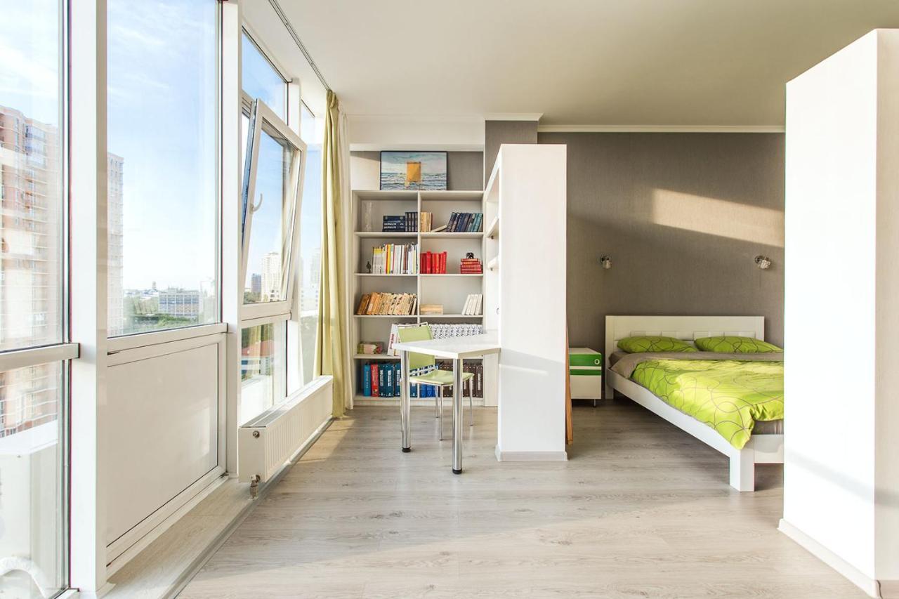 Gagarin Plaza Apartment 70 Square Metres On 12Th Floor Odessa Zewnętrze zdjęcie