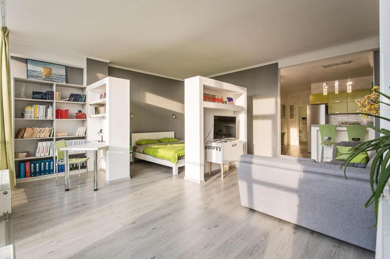 Gagarin Plaza Apartment 70 Square Metres On 12Th Floor Odessa Zewnętrze zdjęcie