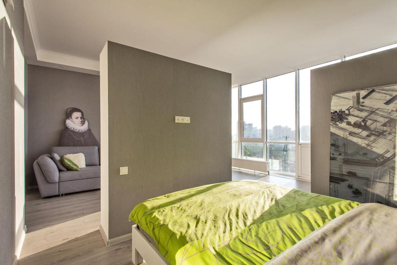 Gagarin Plaza Apartment 70 Square Metres On 12Th Floor Odessa Zewnętrze zdjęcie